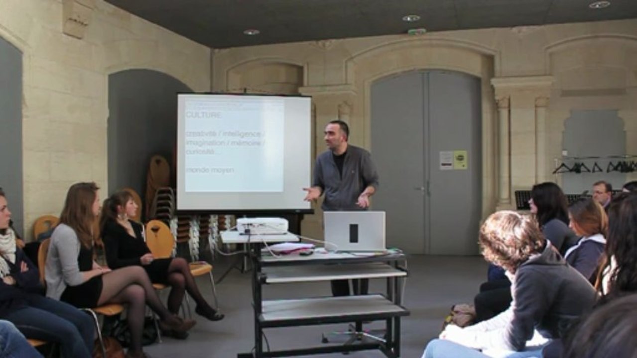 Le compositeur Pierre Jodlowski rencontre les élèves du Lycée Camille Jullian de Bordeaux