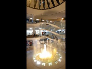 Fontaine centre commercial de la part dieu, Vivaldi