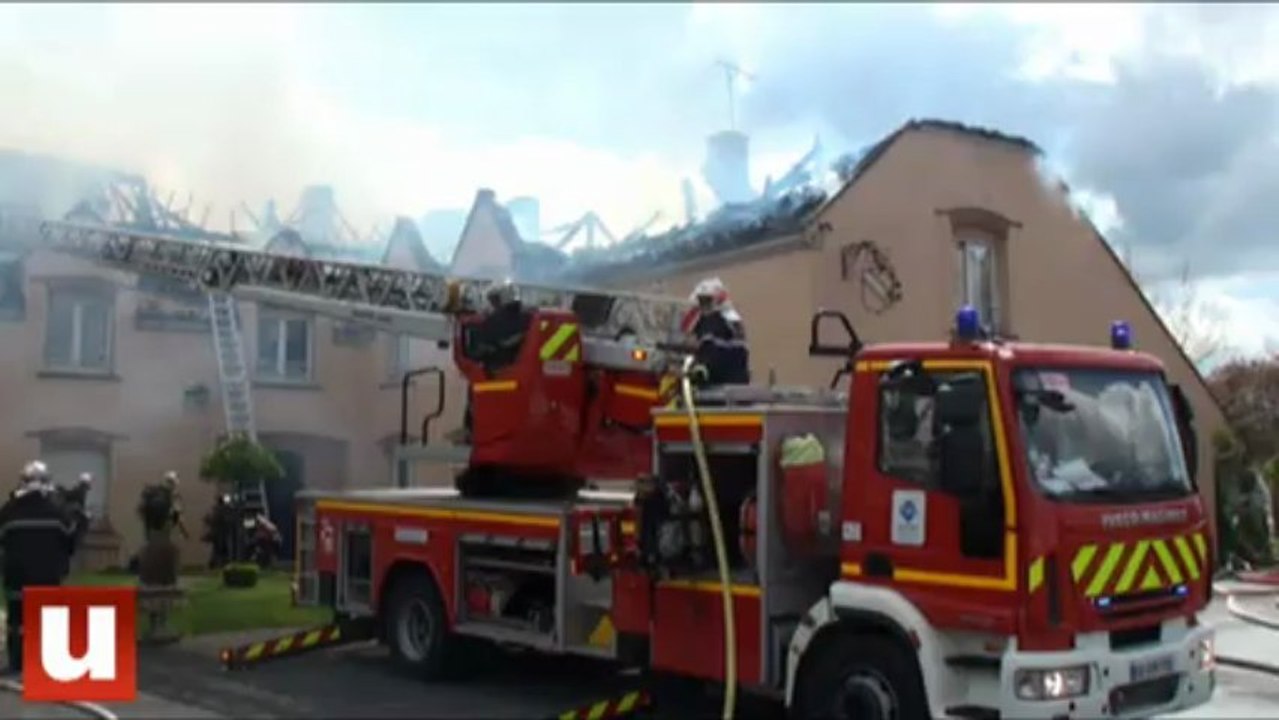 Les sapeurs-pompiers marnais à la lutte contre un feu d'habitation