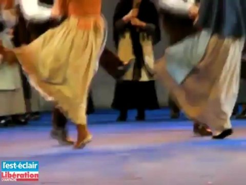 Chants et danses font revivre la révolte des vignerons