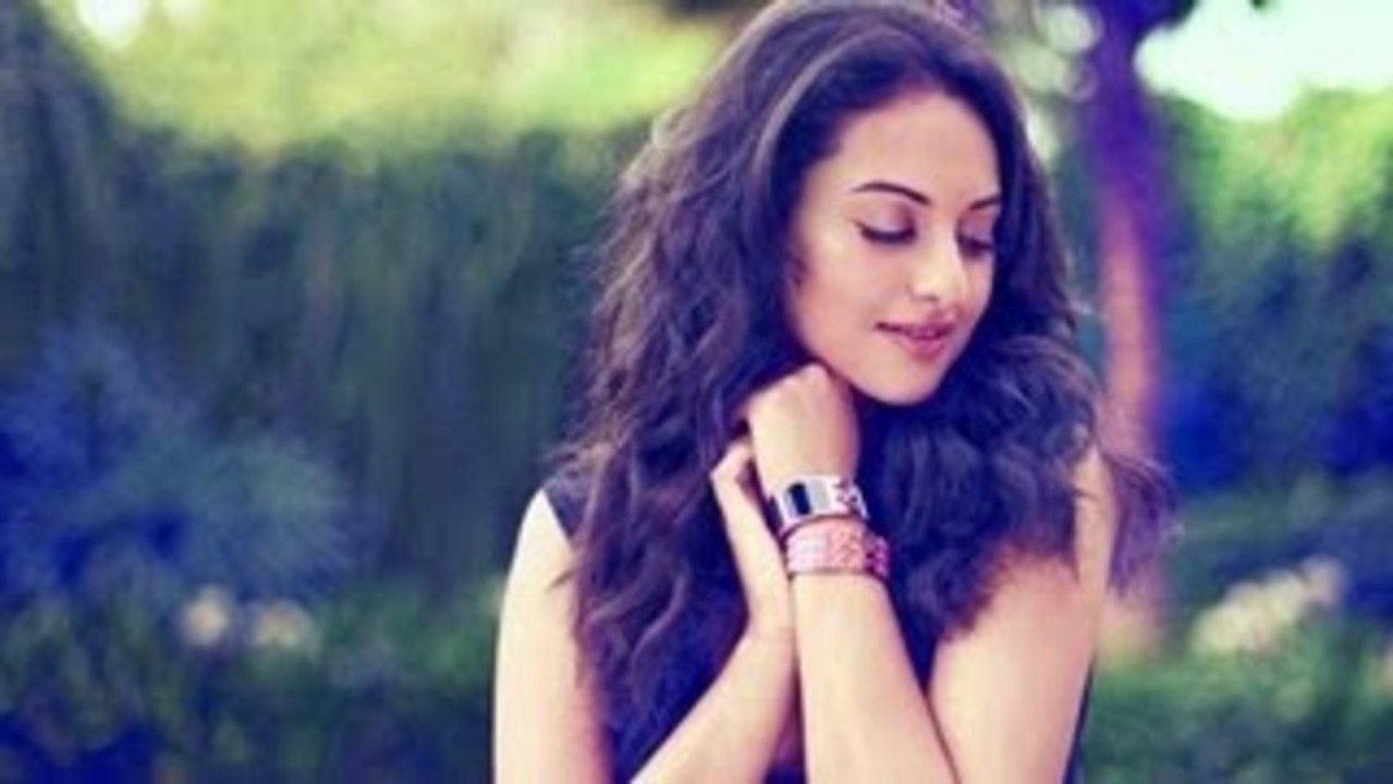 Sonakshi Sinha Wants To 'Loot' Box Office Throu...