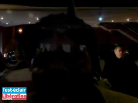 Réactions au QG du PS après la victoire de François Hollande