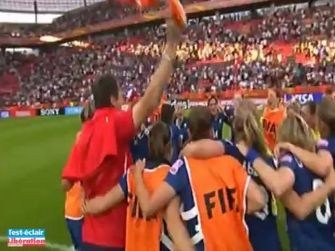 Rencontre avec Gaëtane Thiney, attaquante des Bleues, lors de la journée des abonnés de l'Estac