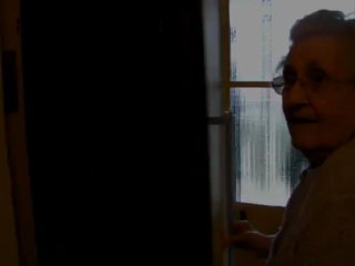 Après 15 jours, l'ascenseur de Suzanne, 87 ans, est enfin réparé