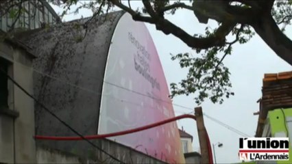 Derrière la palissade, les Halles du Boulingrin se découvrent