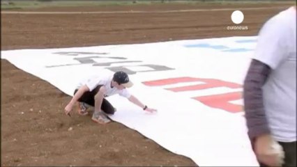 'Dear Mr. President': a welcome message for Obama from...