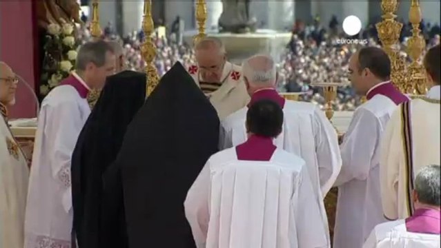 Un défilé de personnalités à la messe inaugurale du pape