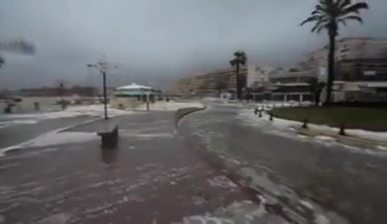 SAINT CYPRIEN :TEMPÊTE MARS 2013 LE PORT SUBMERGÉ