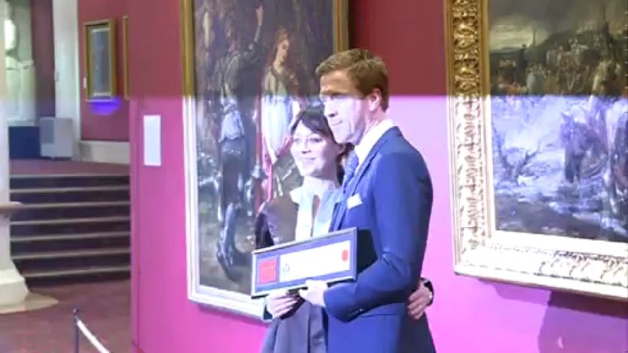 Damian Lewis gets Freedom of the City
