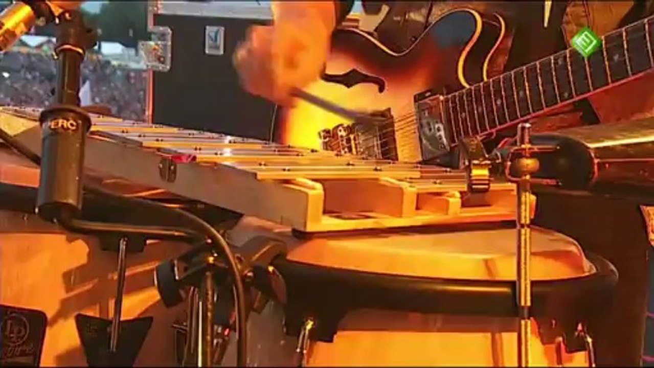 Kings Of Leon - Pyro live from Pinkpop