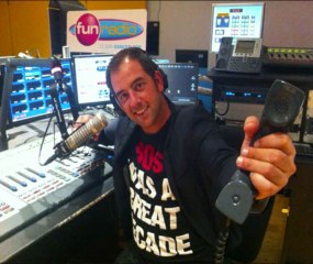 Canular / Clash : Olivier Bourg piège un resto Chinois sur Fun Radio
