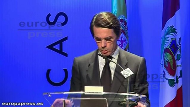 Aznar: Es inaceptable un político sin honradez