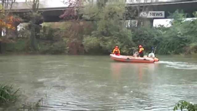 PARATIA CEDE, MUOIONO DUE OPERAI