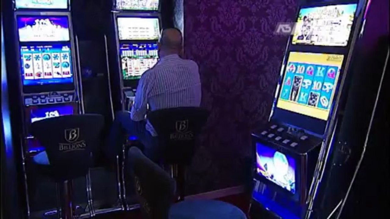 GIOCO D'AZZARDO, SEMPRE PIU' GIOVANI