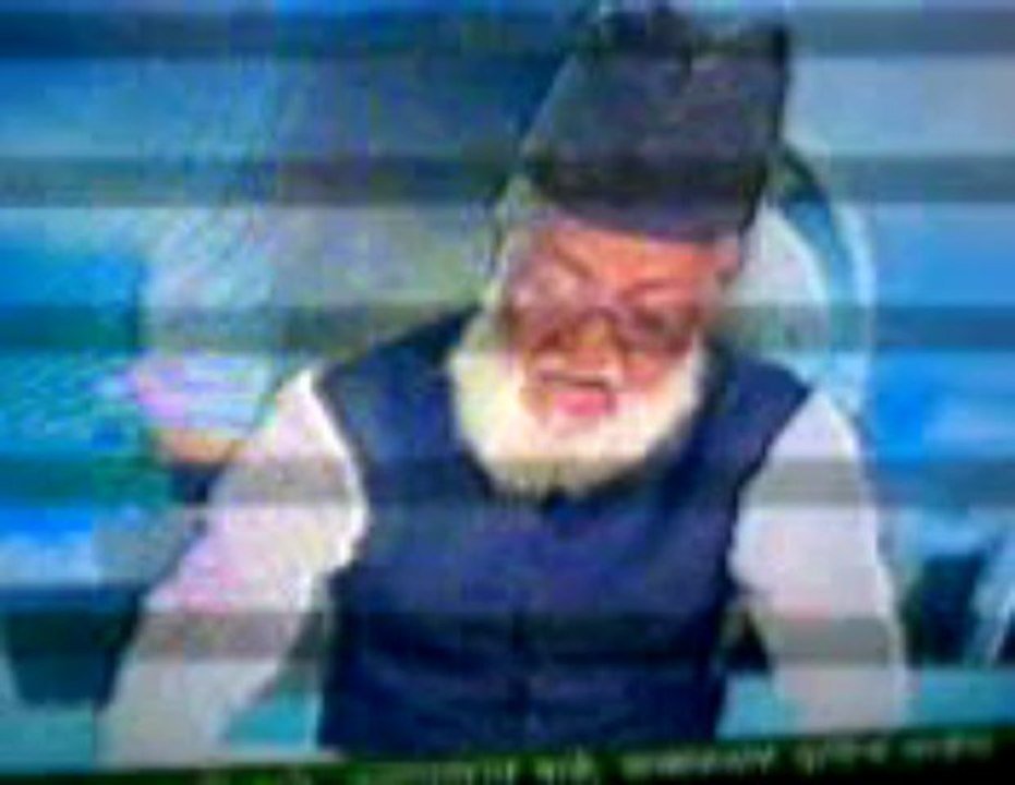 Sheikh Qari Muhammad Yusuf Reciting in Bangladesh TV 2009