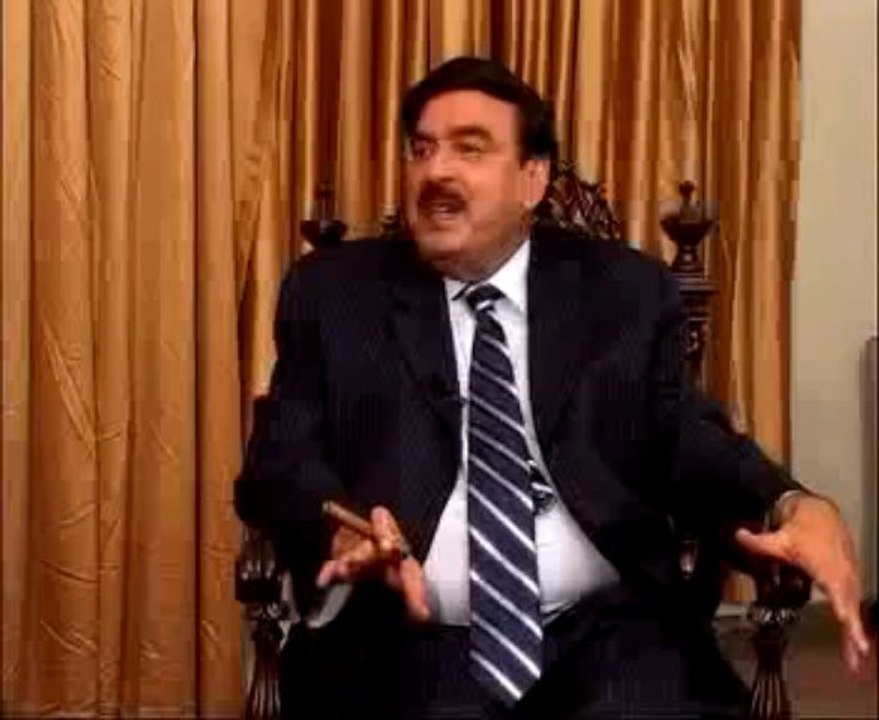 Sheikh Rashid Ahmed Insulting CJ Iftikhar Muhammad Chaudhry.