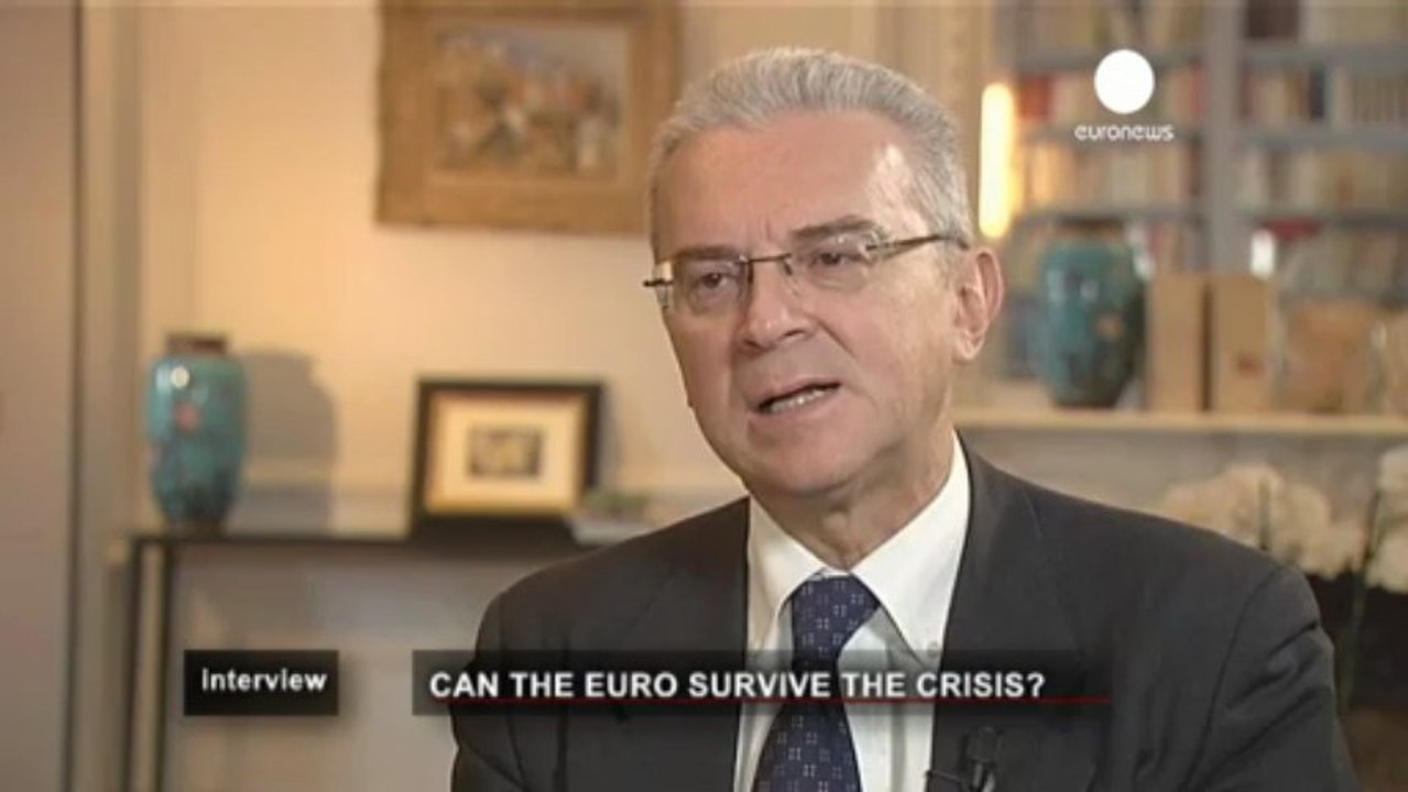 Fitoussi: per salvare l'euro dobbiamo unificare il...