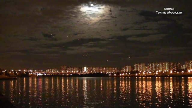 Лунная ночь на Москва-реке. Moonlit night on the Moscow river. 2012.