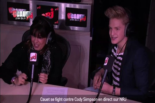 Cauet se fight contre Cody Simpson en direct sur NRJ - C'Cauet sur NRJ