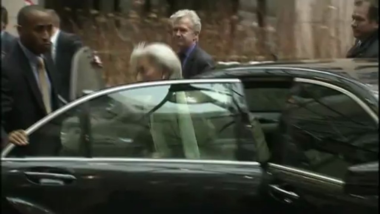 La Policía registra el domicilio de Lagarde por un delito económico