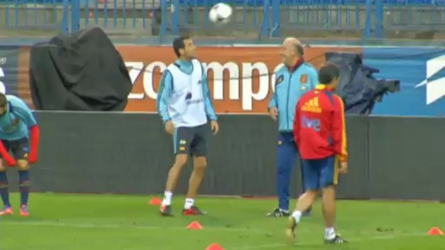 Brasil 2014 - Xavi, entre algodones
