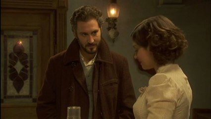 Tristán y Candela. Cap. 527 - Mira que no me voy de aquí hasta que me digas que sí