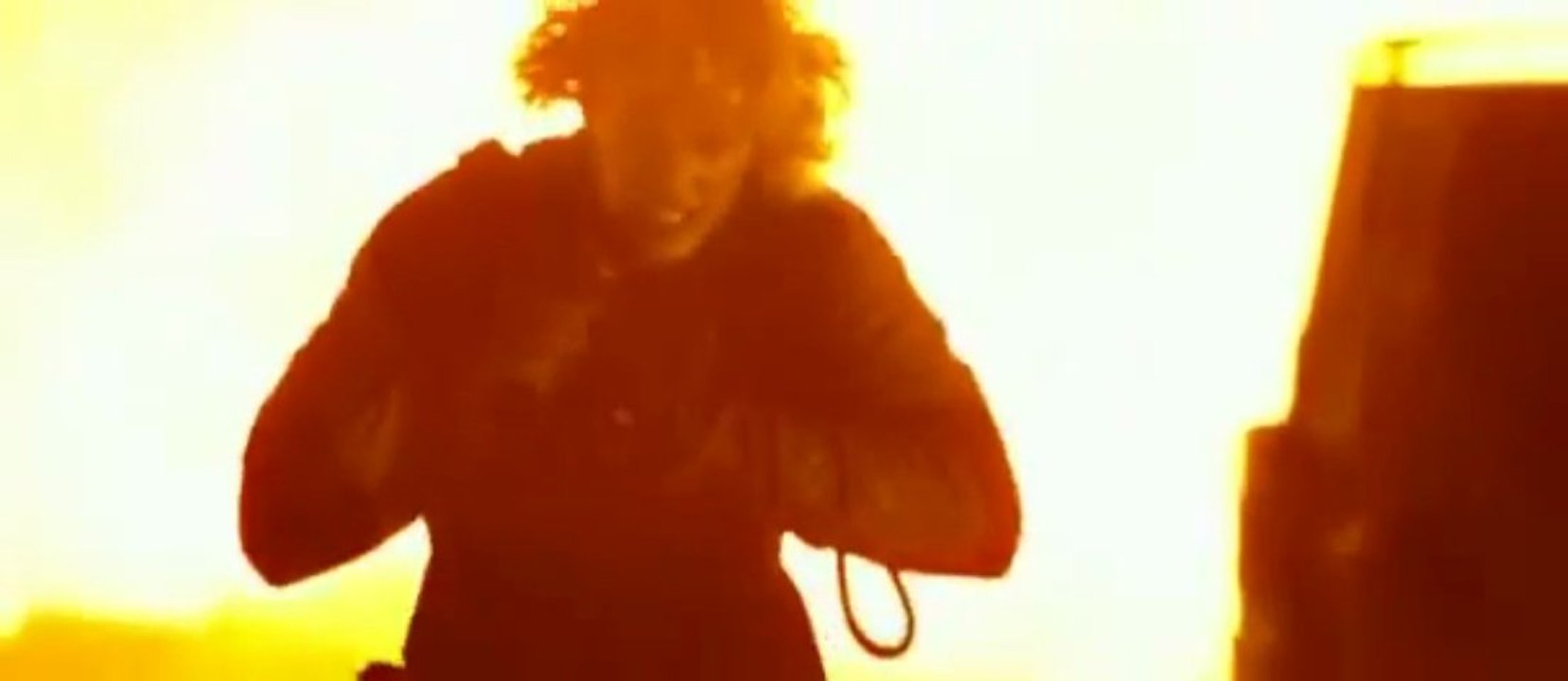 The Inhabited Island aka Prisoners of Power (2008) 6/15