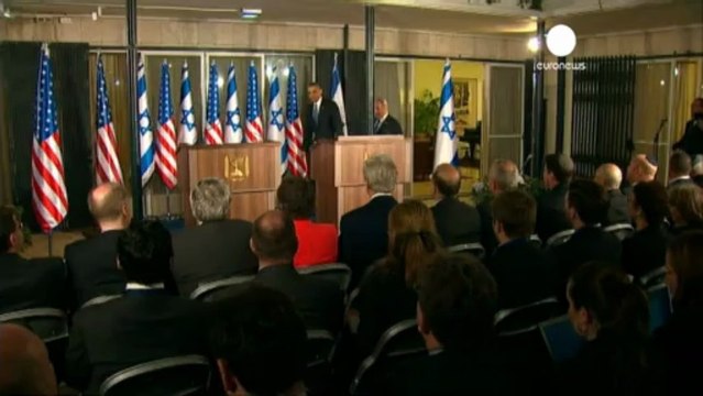 Obama warns Syria over chemical weapons