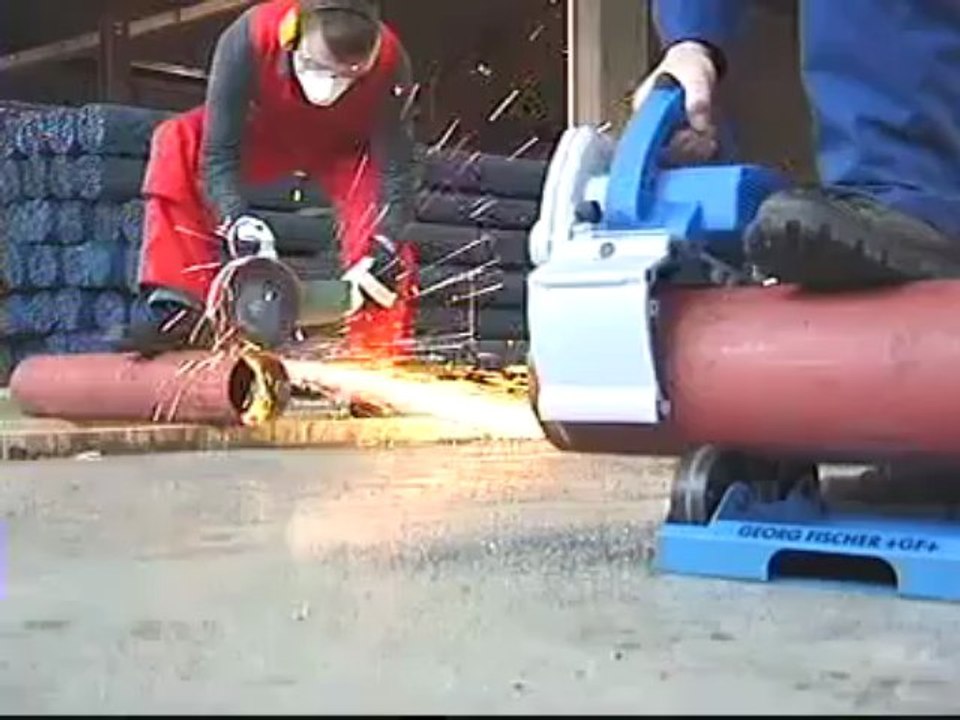 Máy cắt ống dạng vòng SCORP 220 Plus - Mai Thủy Hotline 0913