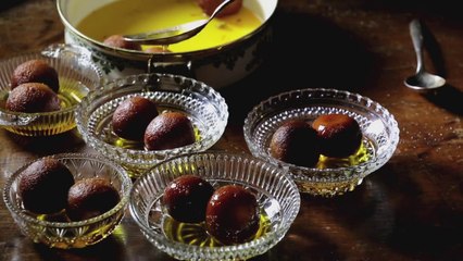 Making Gulab Jamun