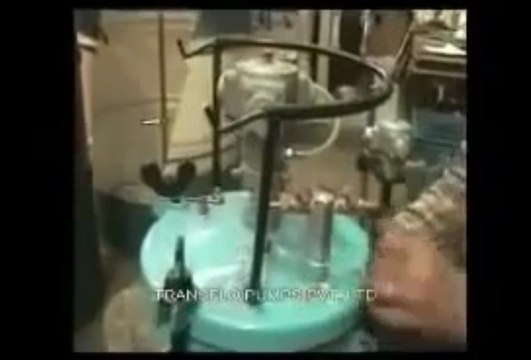 Máy khuấy sơn, máy trộn gắn vào miệng thùng phi - call 01639 922 974 Mr.Pháp