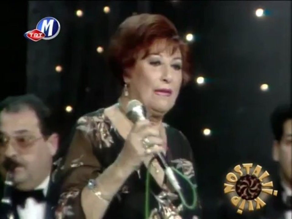 Müzeyyan Senar - Beklerim Her Gün Bu Sahillerde