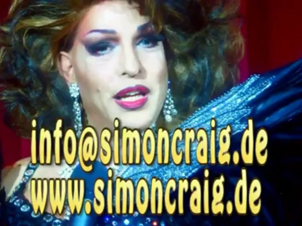 Travestie Diva Simon Craig Geburtstags Show