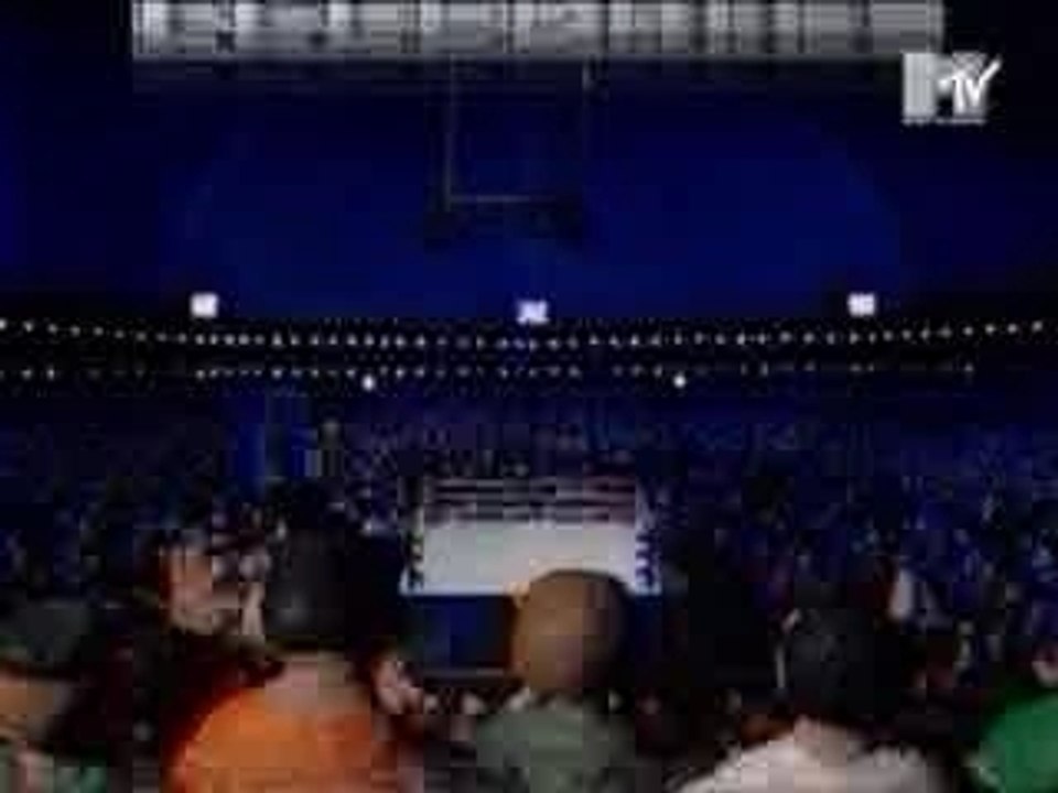 Pamela Anderson vs RuPaul