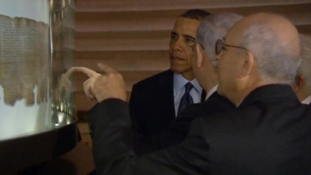 Obama views Dead Sea Scrolls