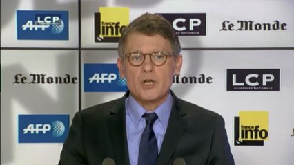 Vincent Peillon aux journalistes : « Un peu de constance »