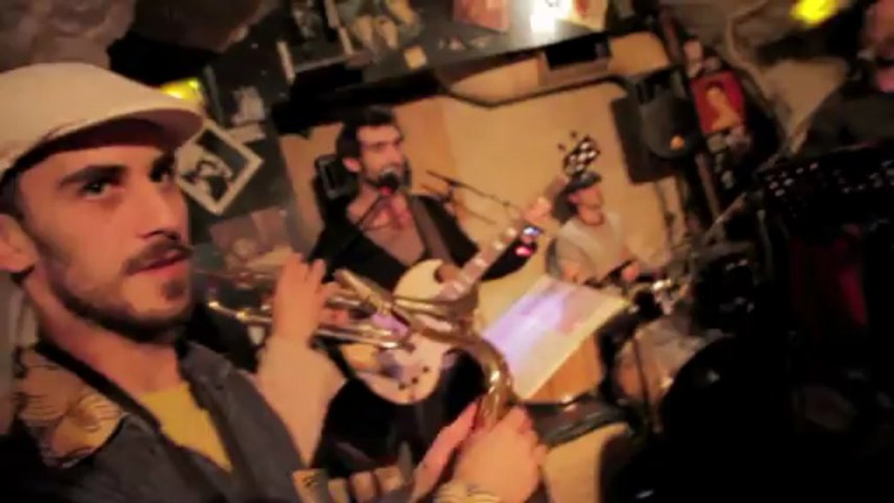 O Caminho Do bem - Pais Tropical