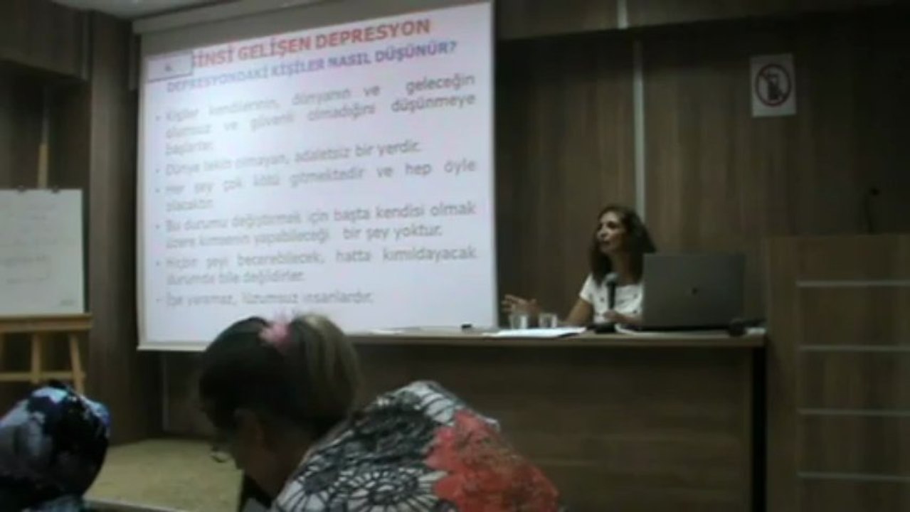 12 Eylül 2012 Sinsi Gelen Depresyon 1 Yrd.Doç.Dr. Özlem Mesçioğlu Gökmoğol