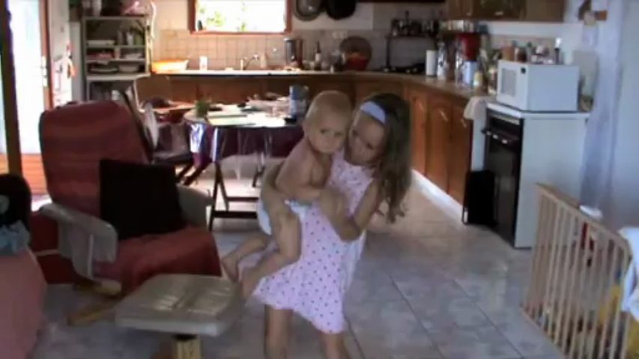 Marie et Elise  poupée 8 mars 2013