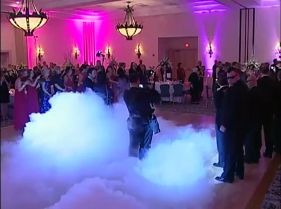 Location Machine à fumée lourde lors d'un mariage