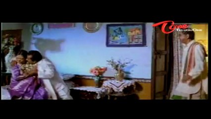 Hilarious Scene Between Brahmanandam & His Girlfriend