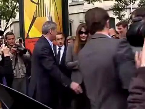 Саркози обвиняют в незаконном получении денег