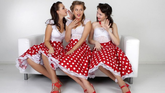 EasyTone (Поющие официантки) - Ах Таня, Таня, Танечка