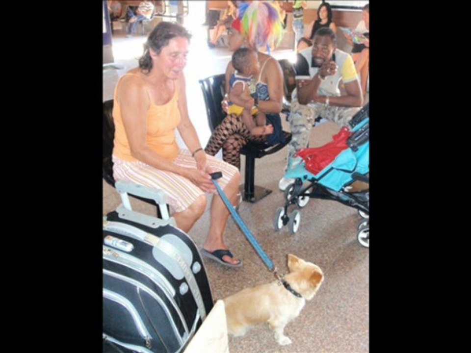La poetesse Nathy Ebriet à libourne 33500