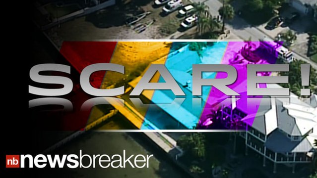 Woman Trapped After Florida Home Starts To Crack | NewsBreaker | OraTV