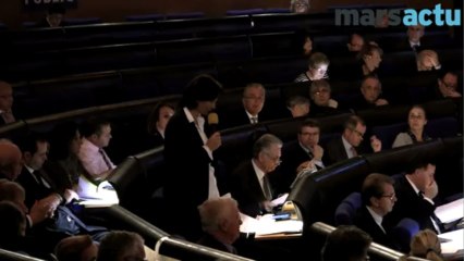 "Votre budget 2013 s'annonce terne et sans perspective", Laure-Agnès Caradec