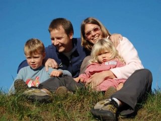 wonderful pictures of family friends sister , brother, uncle cousin.!!