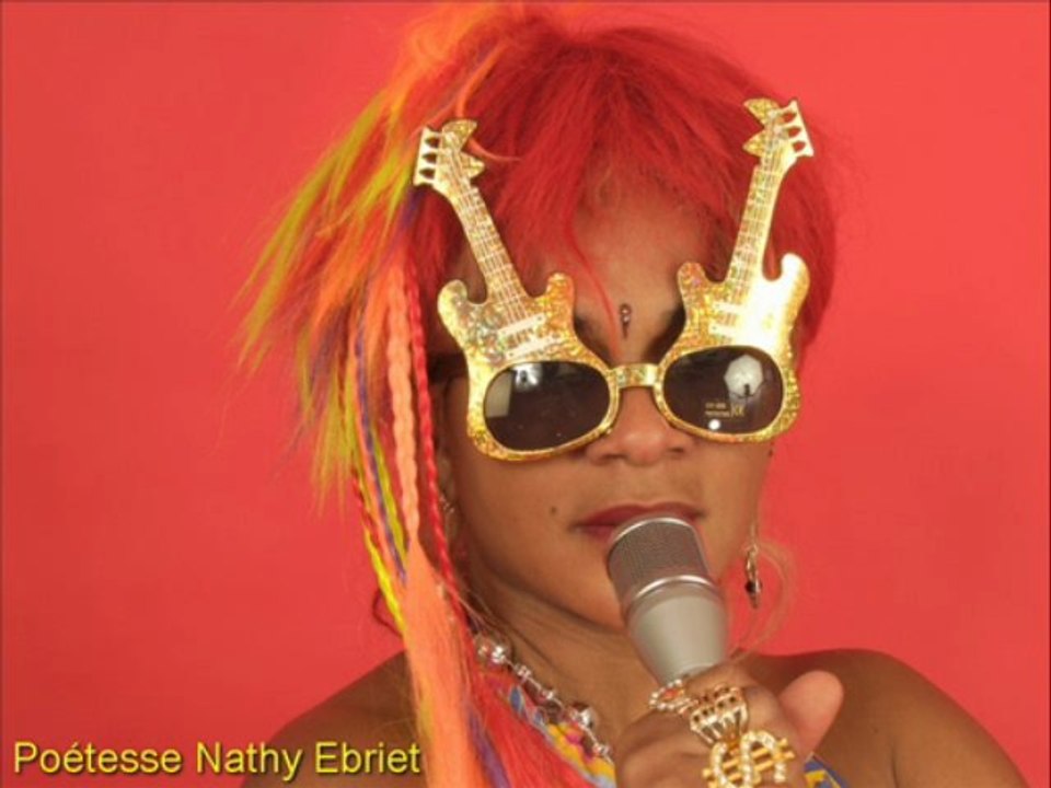 La poetesse Nathy Ebriet Poesie Exclusivite Paris