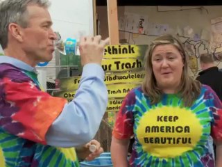 Keep America Beautiful, Jason Mecier Creates Map of the United States Using SXSW Trash