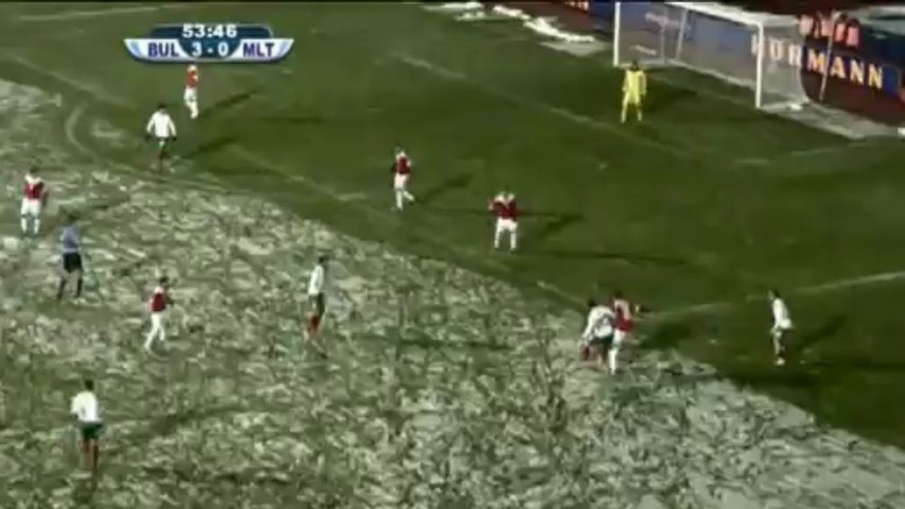 Maltas Defensive verteilt fleißig Geschenke